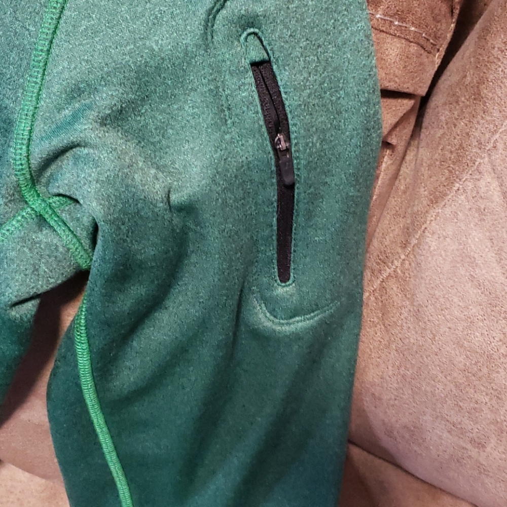 Russell Green Hoodie Size Medium - Picture 7 of 9